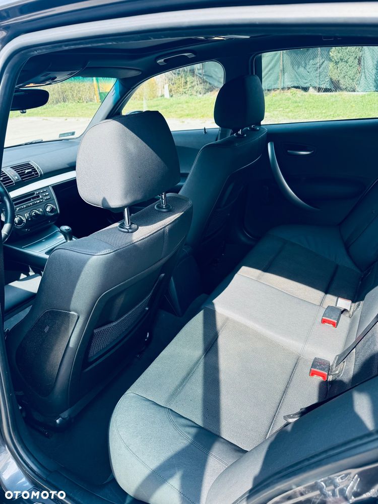 BMW Seria 1 118i - 6