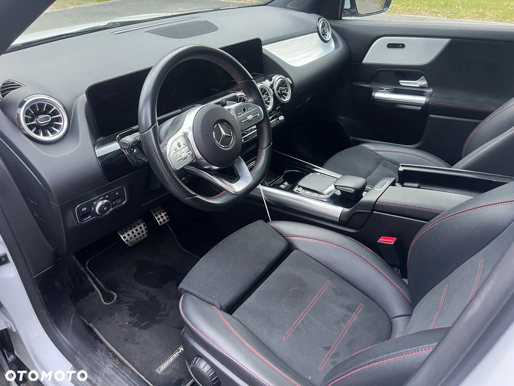 Mercedes-Benz GLA 250 4-Matic AMG Line - 8