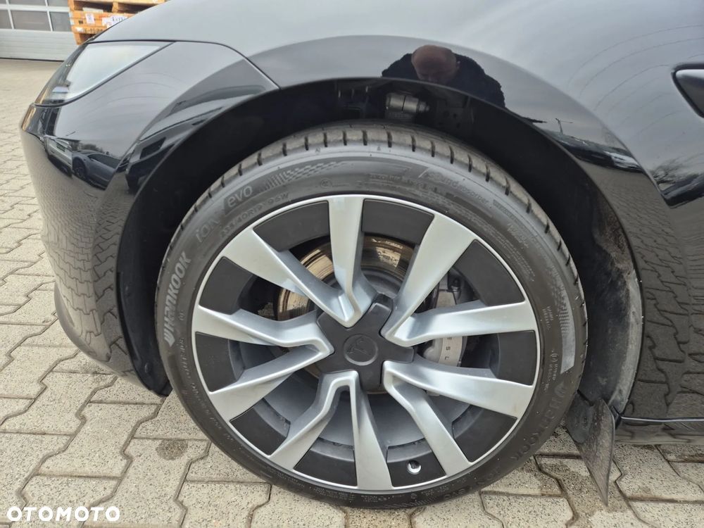 Tesla Model 3 Long Range AWD - 5