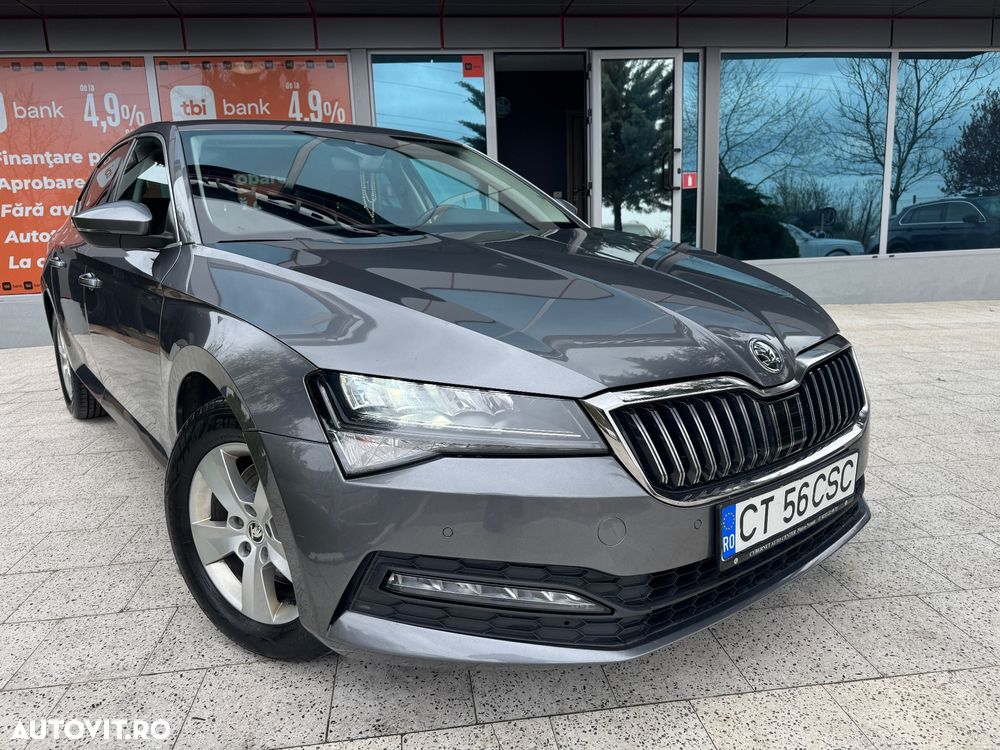 Skoda Superb 2.0 TDI DSG Premium Edition - 4