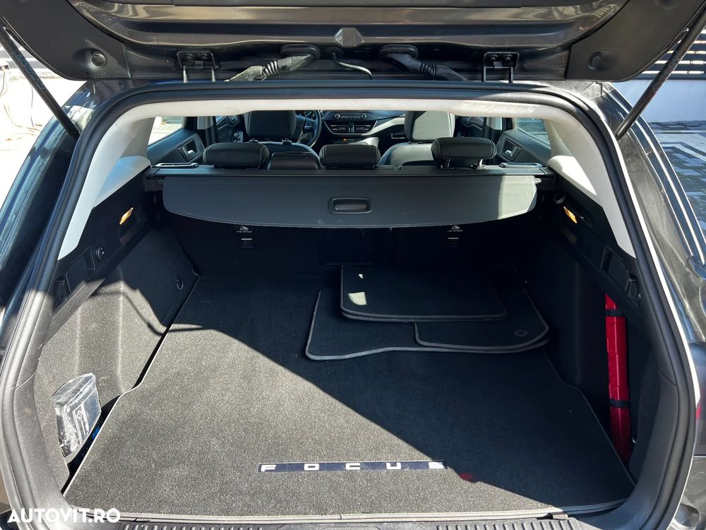 Ford Focus 2.0 EcoBlue Vignale - 24