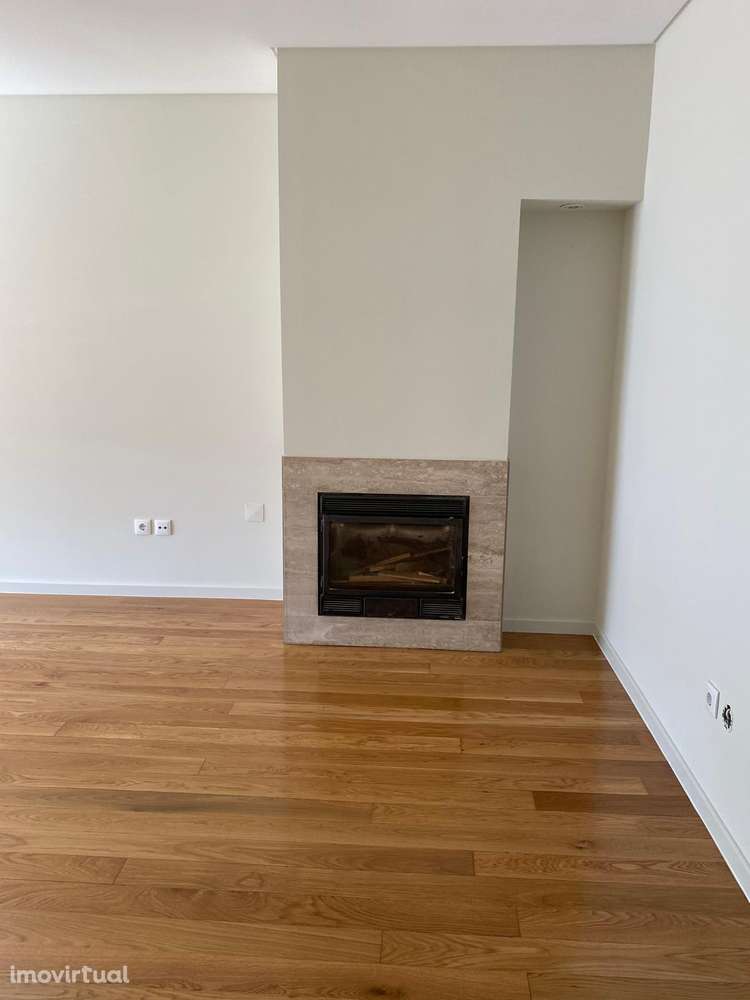 Apartamento T3 com varanda e garagem em Braga - Grande imagem: 5/14