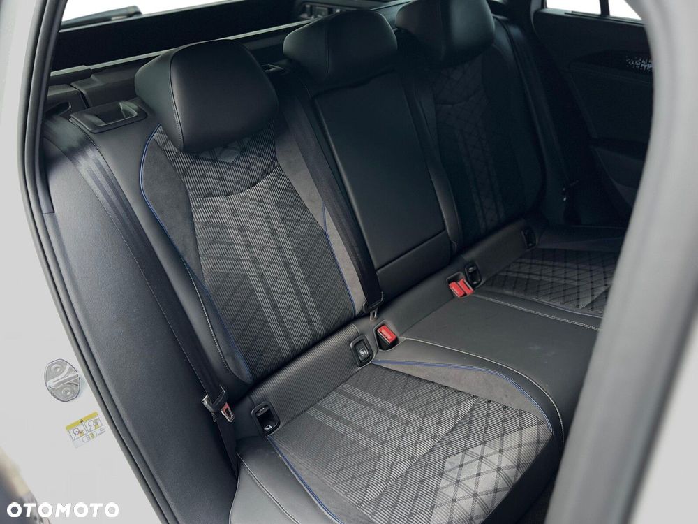 Volkswagen Passat - 18