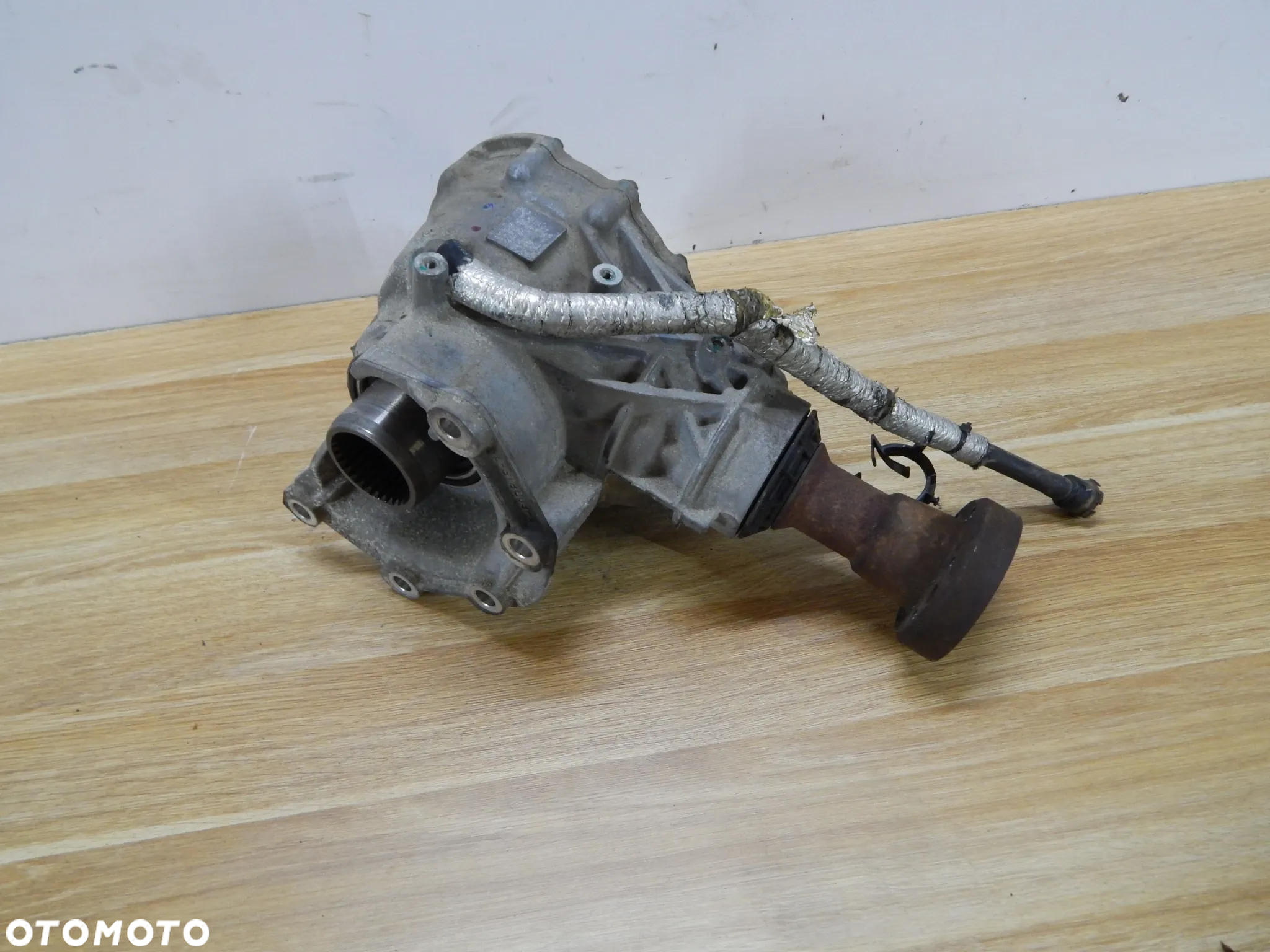 Reduktor skrzynia kątowa 1.5 1.6 ecoboost Ford KUGA Mk2 Escape 13-19 Łuków części - 2