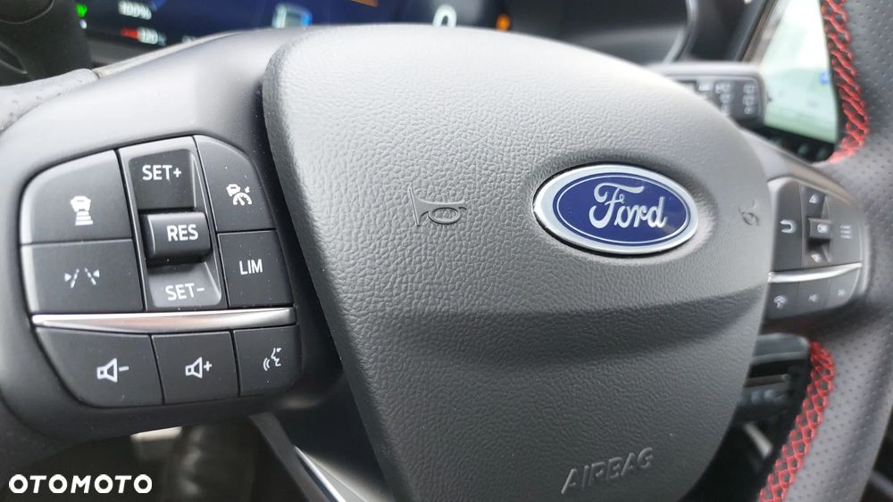 Ford Kuga 2.5P PHEV FWD ST-Line X eCVT - 24
