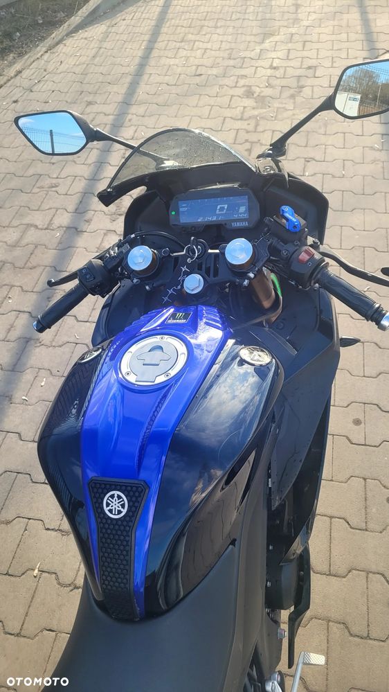 Yamaha YZF - 5