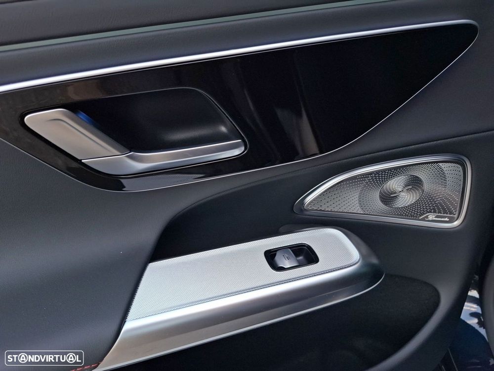 Mercedes-Benz E 53 AMG Hybrid 4Matic+ - 34