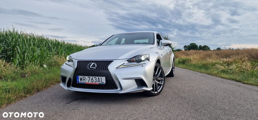 Lexus IS 250 F Sport - 1