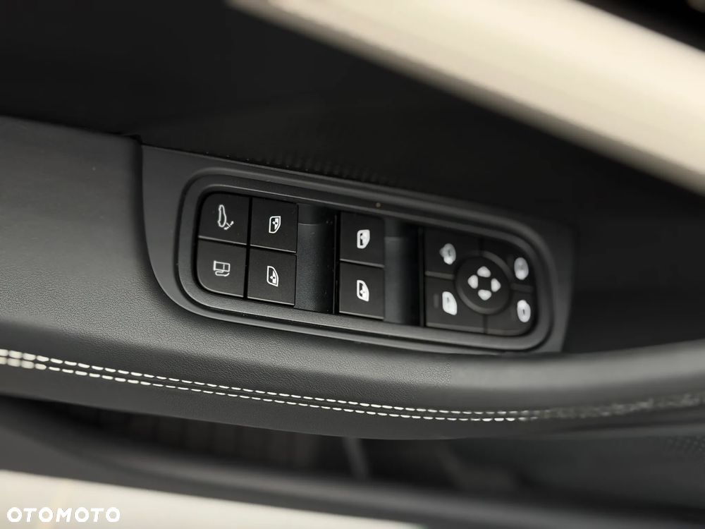 Porsche Panamera 4 E-Hybrid PHEV - 20