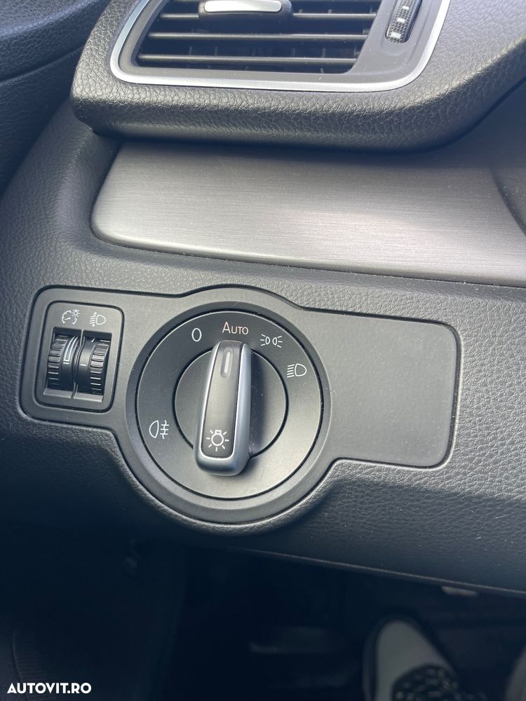 Volkswagen Passat 2.0 TDI BlueMotion Technology DPF Highline - 10