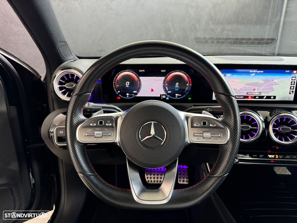 Mercedes-Benz A 250 Limousine e 8G-DCT AMG Line - 15