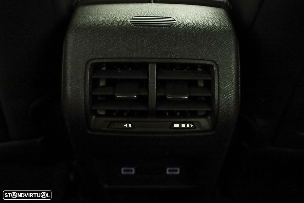 DS DS4 4 1.2 PureTech Performance Line EAT8 - 21