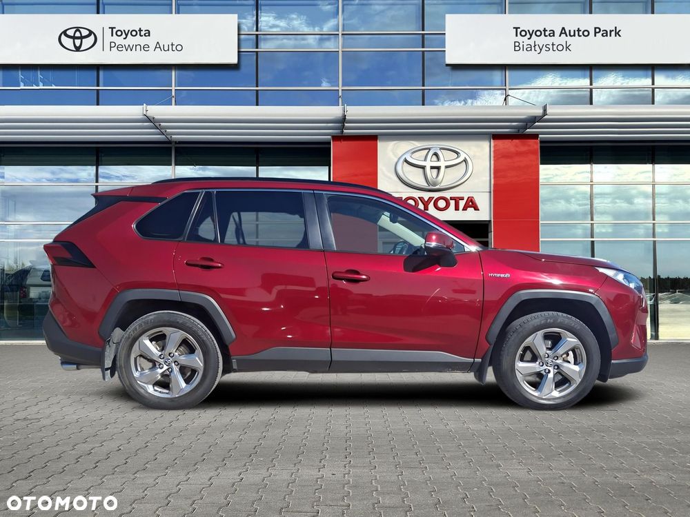 Toyota RAV4 - 6