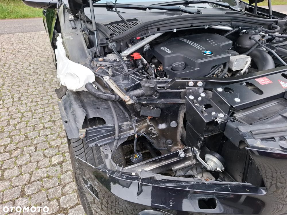 BMW X3 xDrive20i - 13
