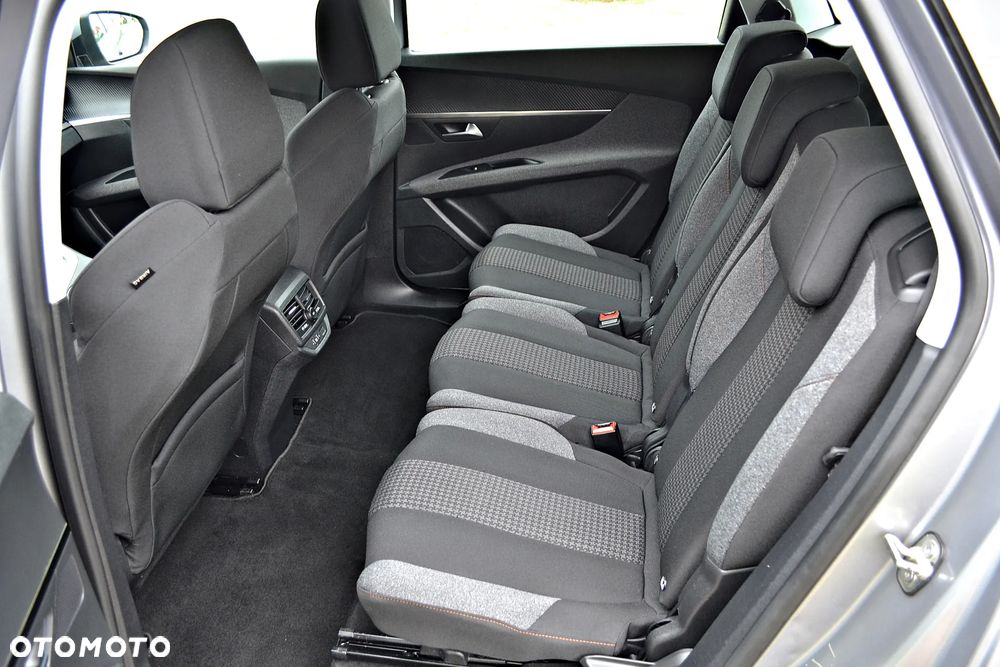 Peugeot 5008 1.2 PureTech Active S&S - 24