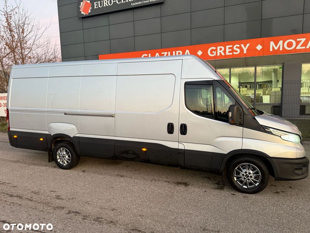 Iveco Daily 35S180, 3.0 180KM,  L4H2, HiMatic, Super kolor, Bardzo zadbane - 13