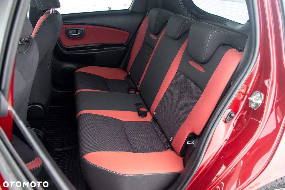 Toyota Yaris 1.5 Selection - 23