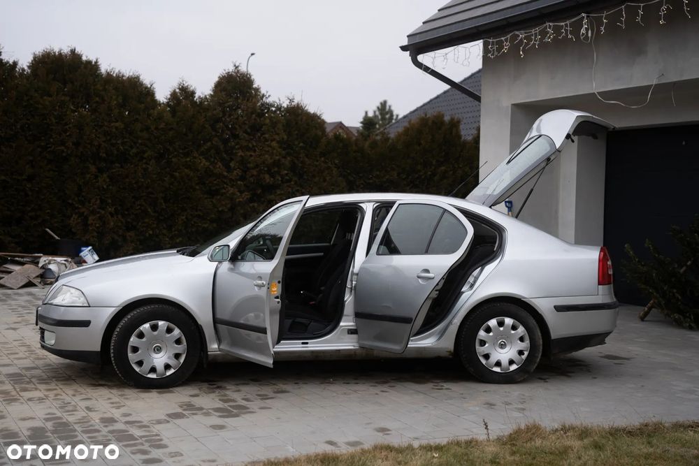 Skoda Octavia 2.0 TDI Elegance - 21