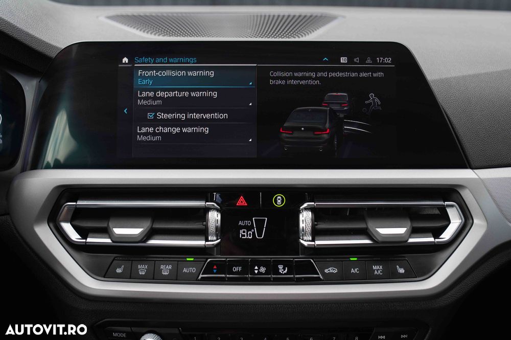BMW Seria 3 320e AT PHEV - 22