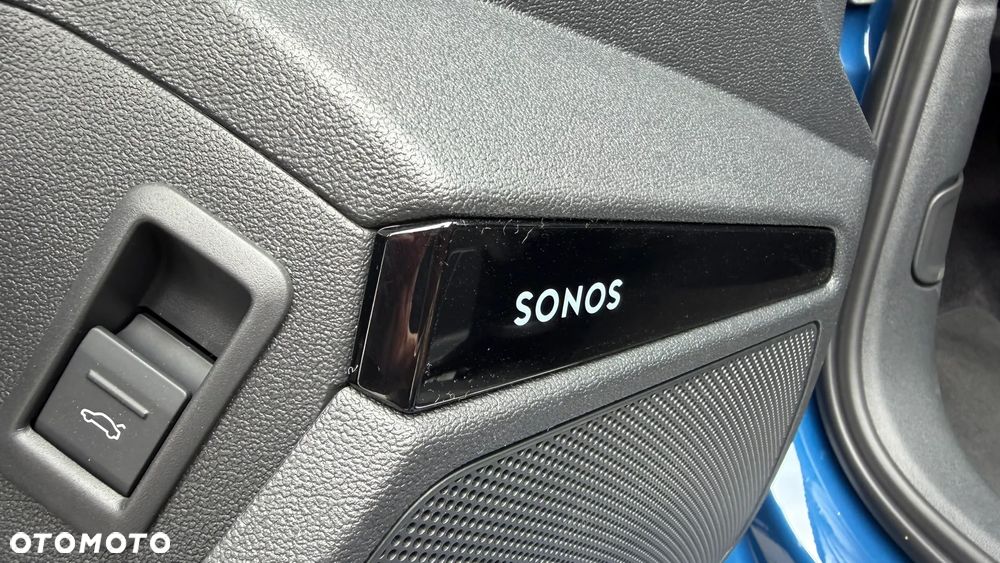 Audi RS3 Limousine - 16