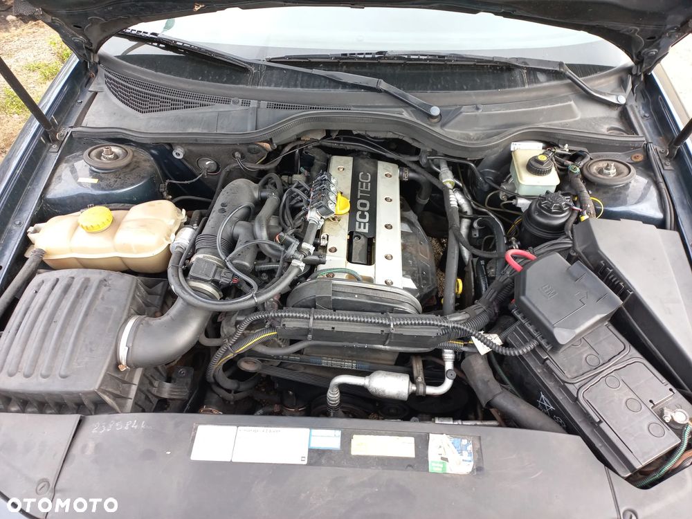 Opel Omega B lift 2.2 benzyna kombi Z20H wszystkie części - 6