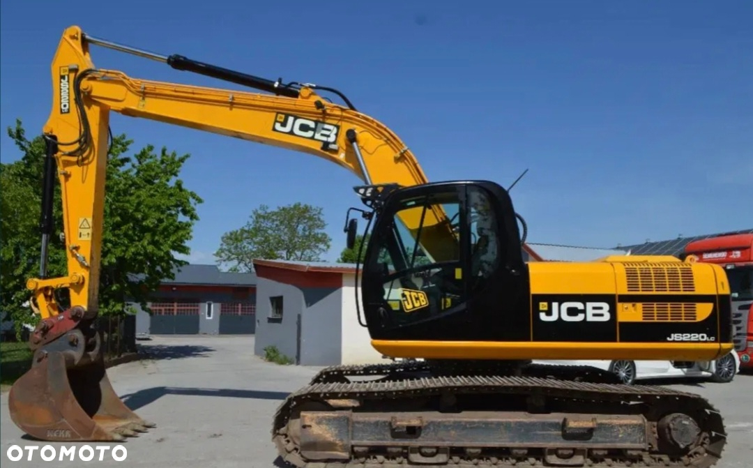 JCB JS220LC - 14