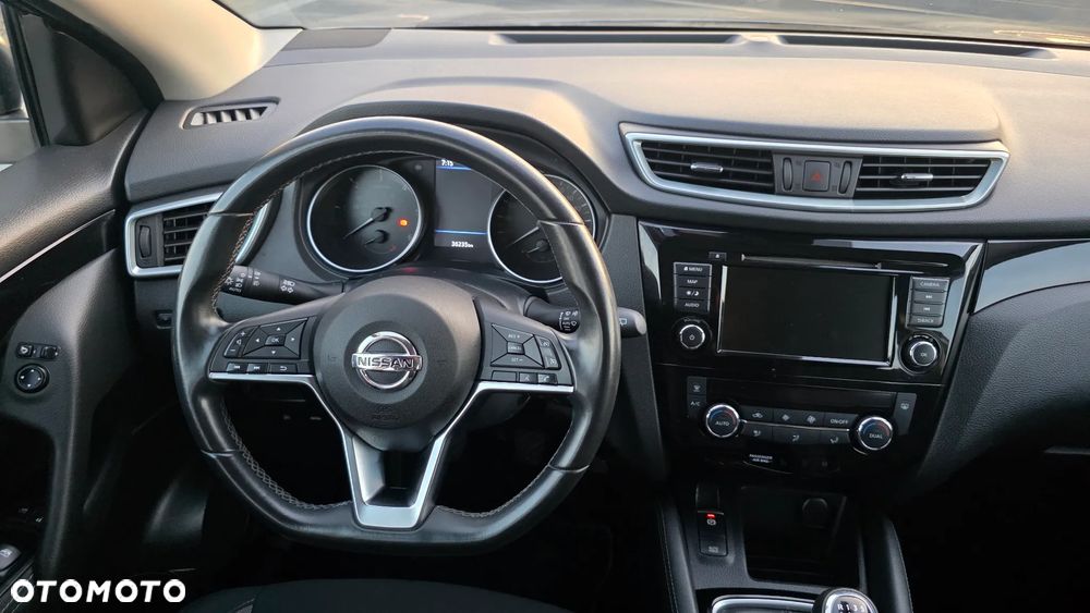 Nissan Qashqai 1.5 dCi N-Connecta - 15