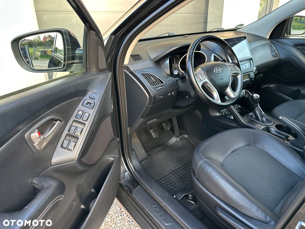Hyundai ix35 2.0 CRDi 4WD Premium - 29