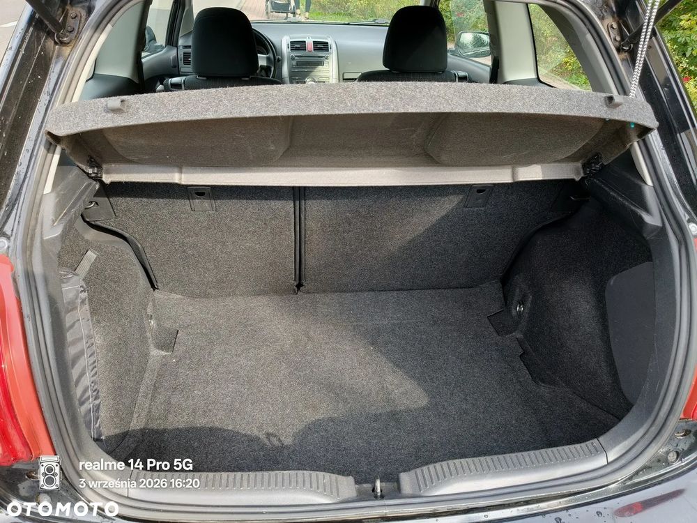 Toyota Auris 1.33 VVT-i Terra - 10