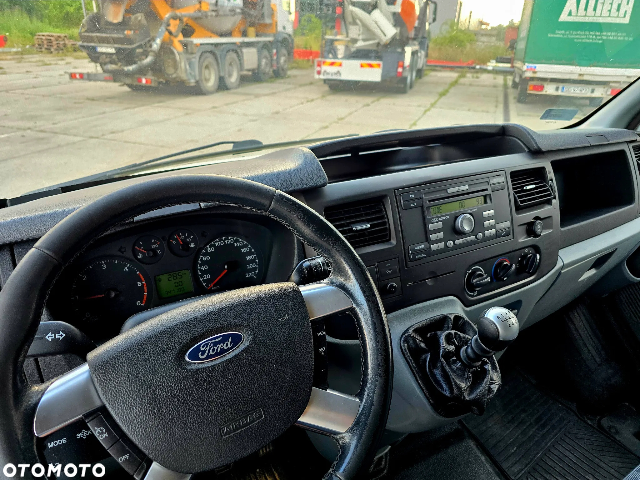 Ford Transit - 8