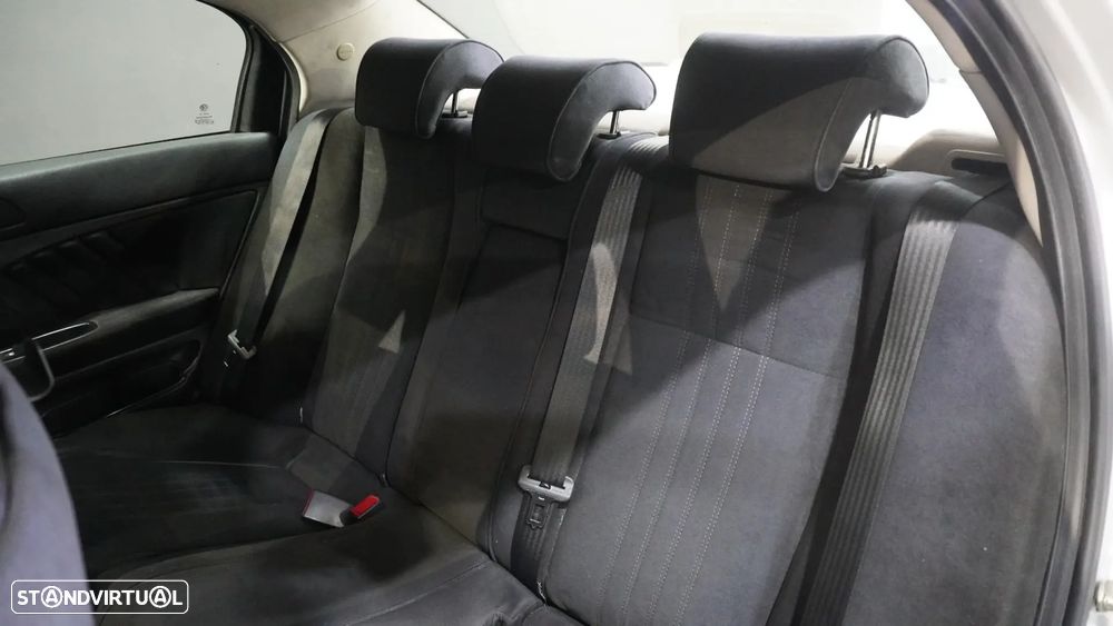 Alfa Romeo 159 1.9 JTD 16V Distinctive - 11