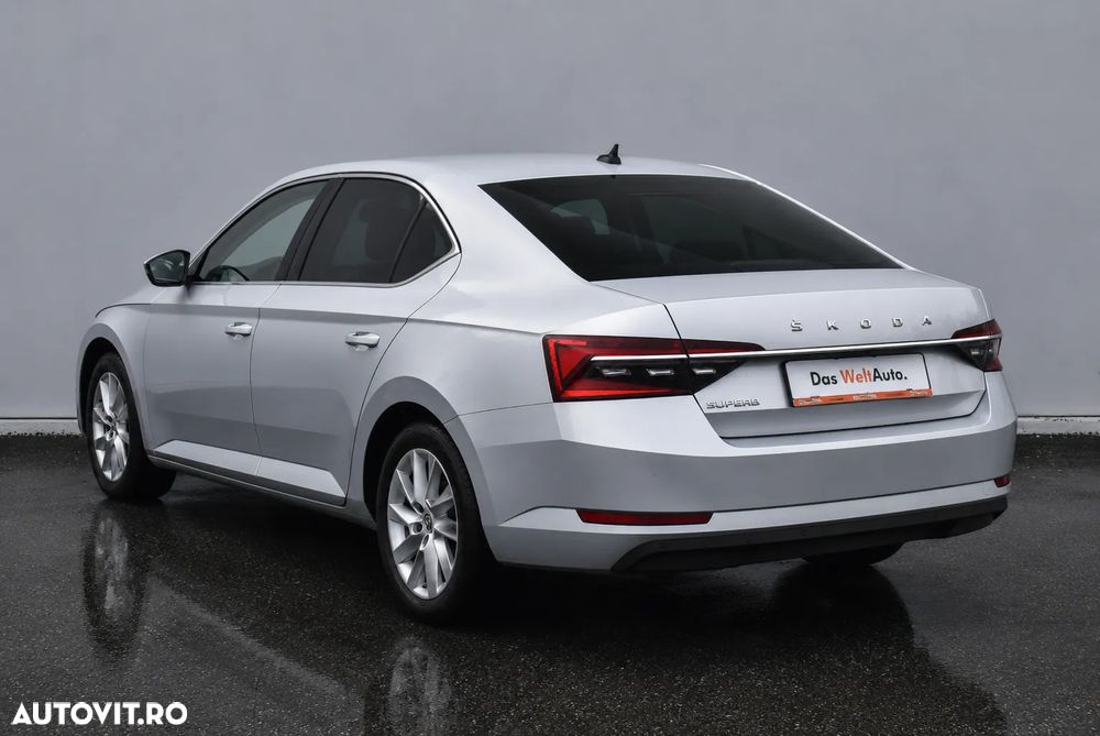Skoda Superb 2.0 TDI DSG Style - 4