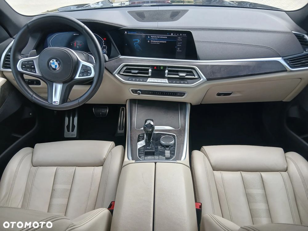 BMW X5 xDrive45e - 14