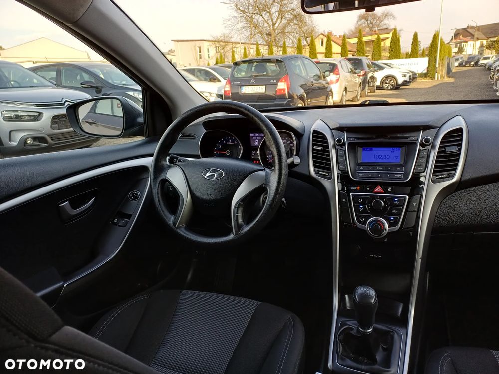 Hyundai i30 1.4 Classic + - 19