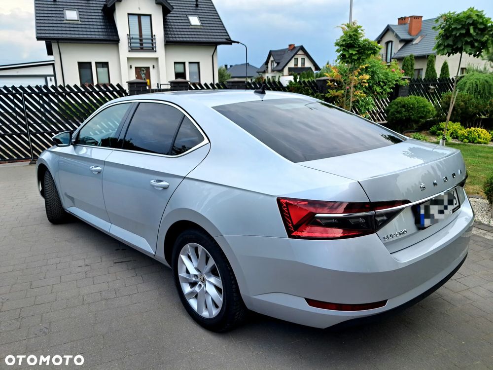 Skoda Superb 2.0 TDI SCR Ambition - 3