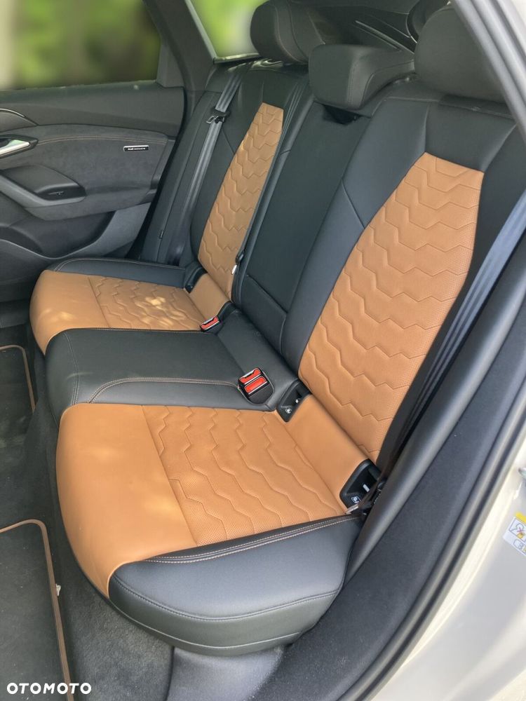 Audi A6 Avant e-tron - 18