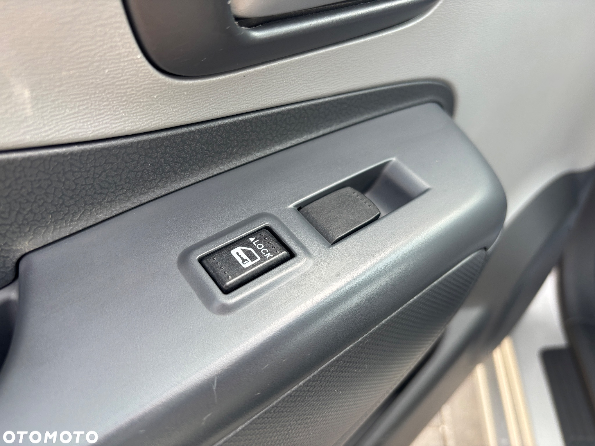 Nissan Pixo 1.0 acenta - 13