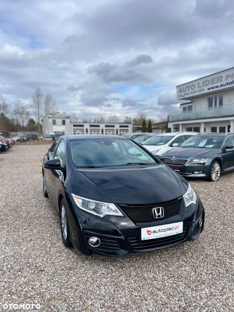 Honda Civic 1.8 i-VTEC Sport Black Edition - 1