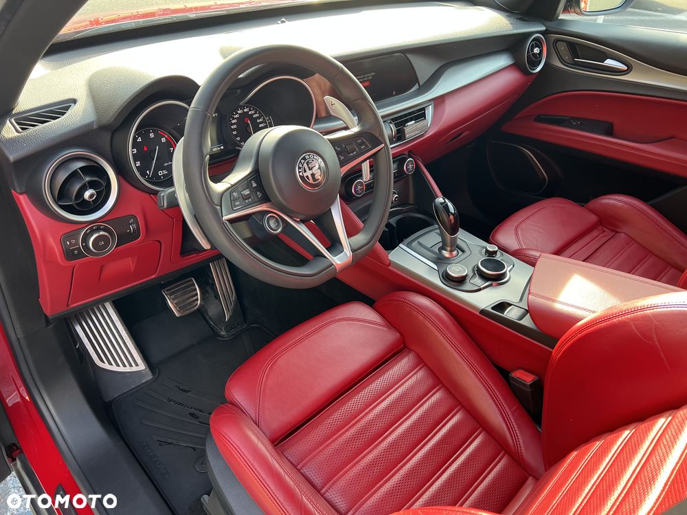 Alfa Romeo Stelvio 2.0 Turbo B-Tech Edition Q4 - 10