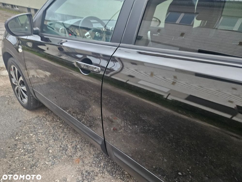 Nissan Qashqai+2 - 17