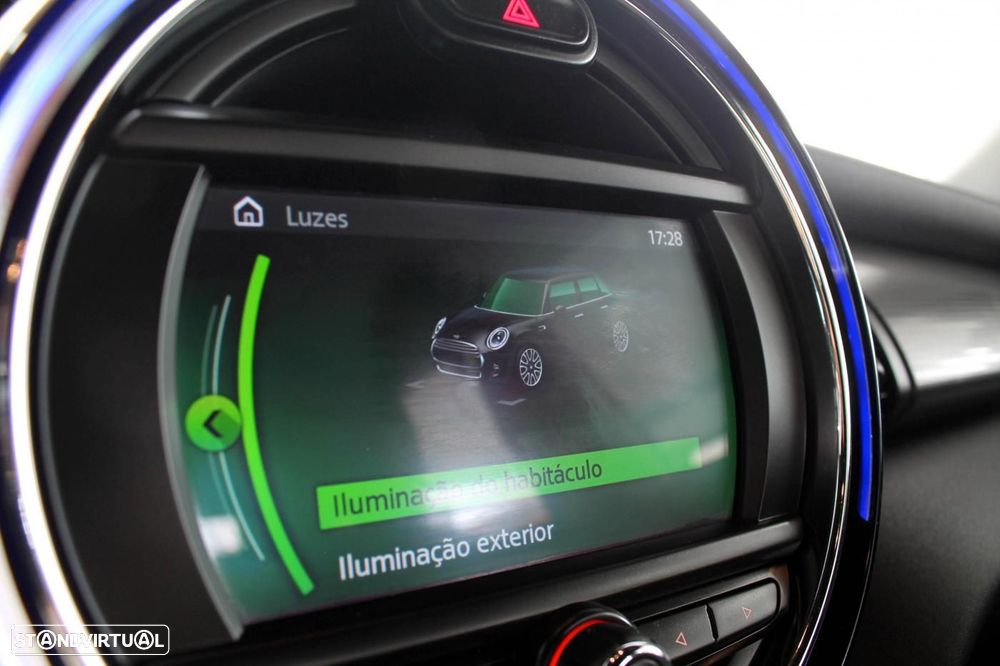 MINI 5 Portas Cooper D - 13