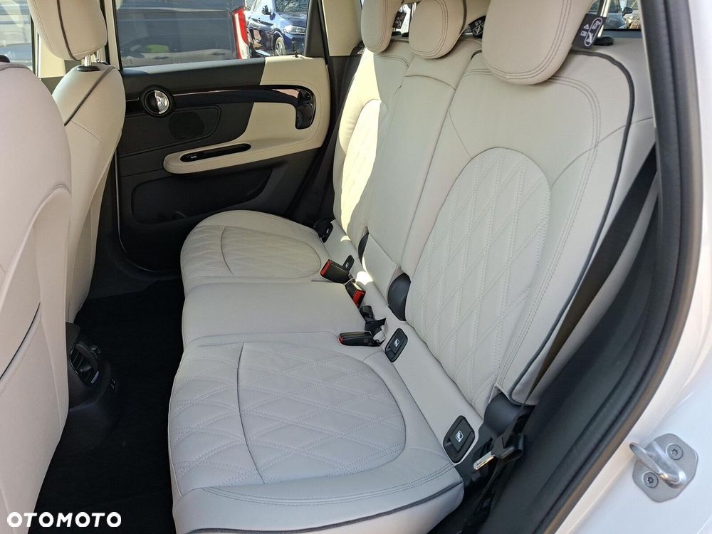 MINI Countryman Cooper ALL4 Classic Trim - 26