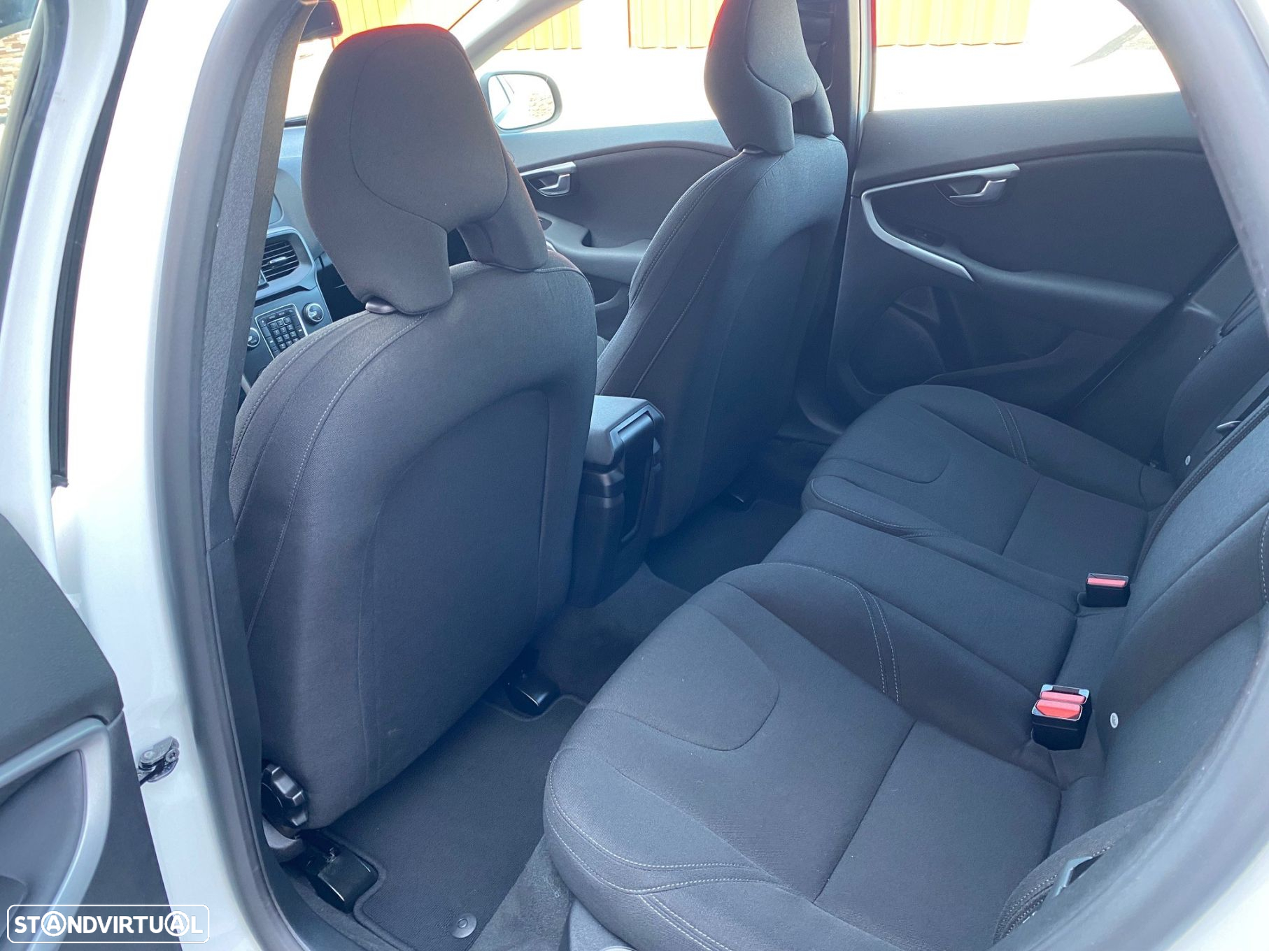 Volvo V40 2.0 D2 Kinetic Eco - 10