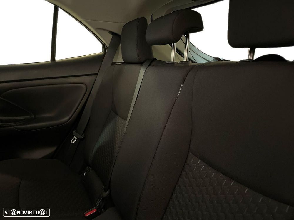 Toyota Yaris Cross 1.5 HDF Comfort Plus - 12