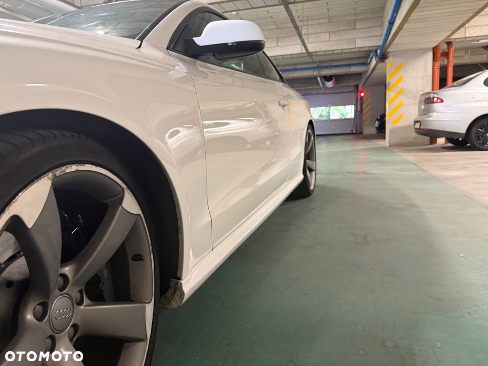 Audi RS5 Coupé Standard - 13