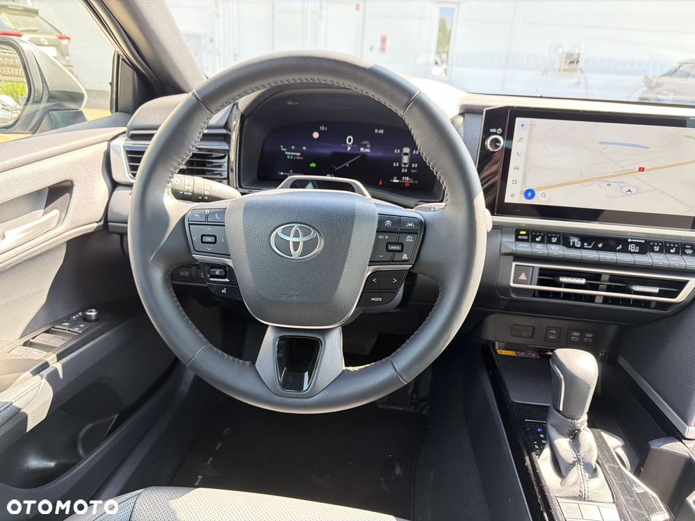 Toyota Camry - 10