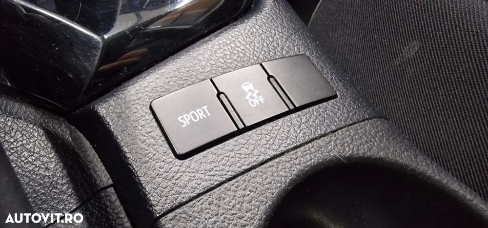 Toyota Auris - 15