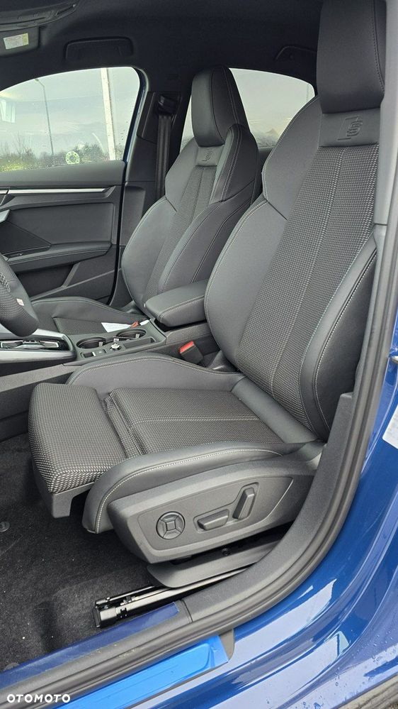 Audi S3 Limousine - 8