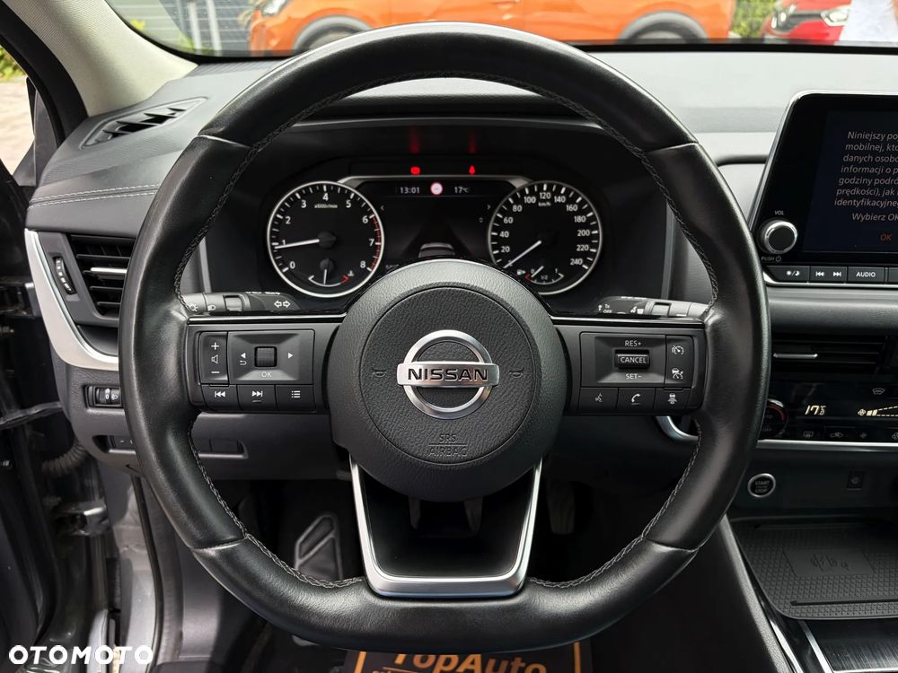 Nissan Qashqai 1.3 DIG-T AKARI - 23