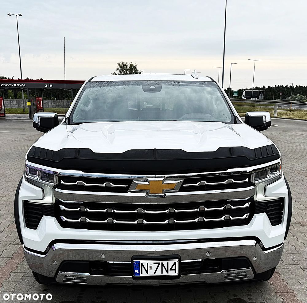 Chevrolet Silverado - 2